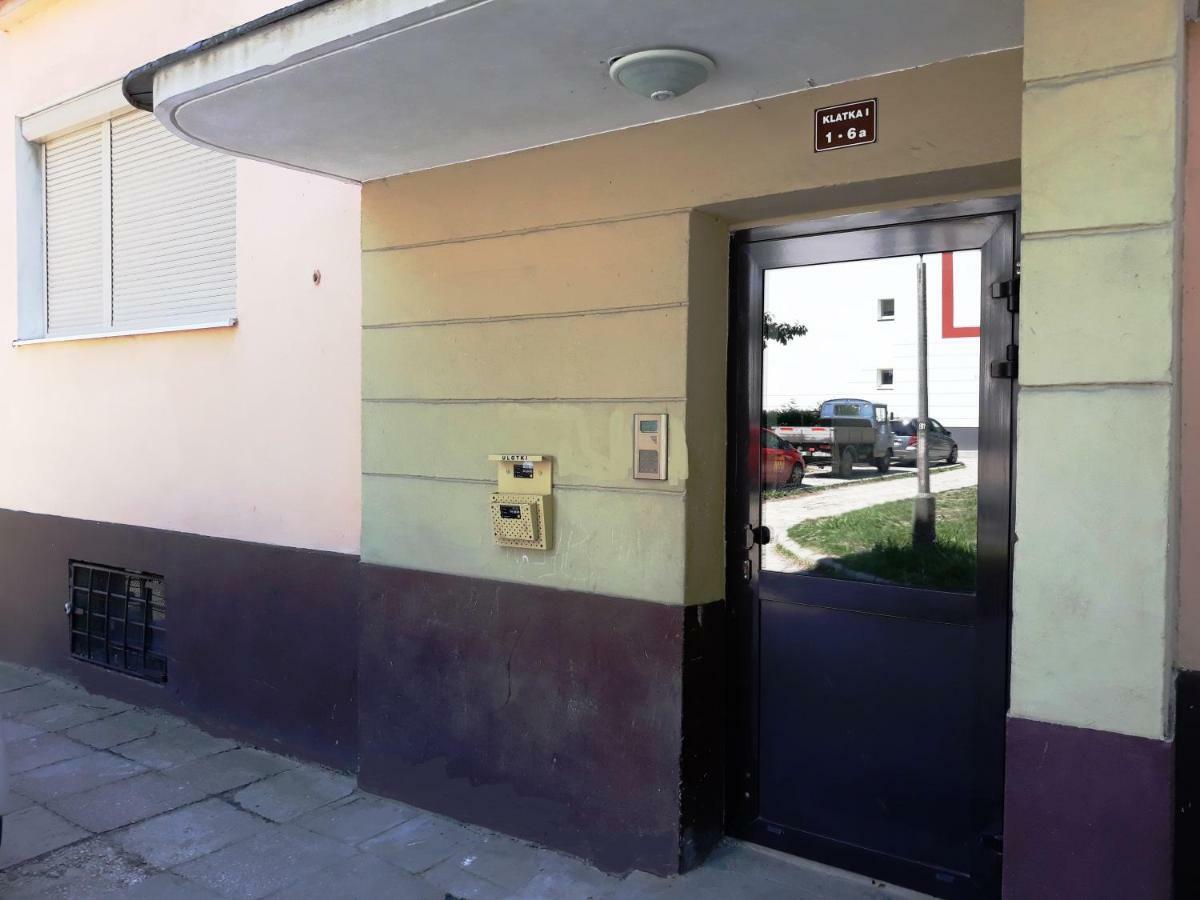 Apartament Kielce Lecha Екстер'єр фото