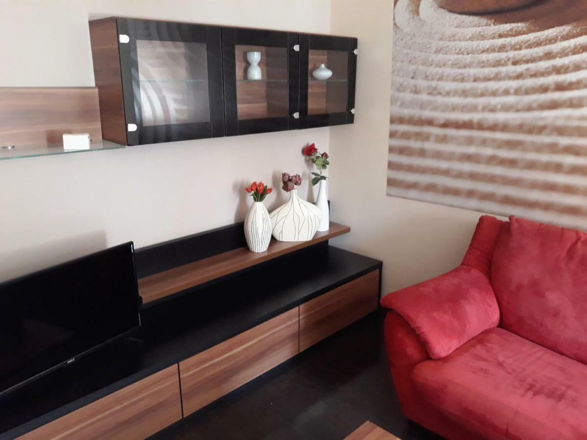 Apartament Kielce Lecha Екстер'єр фото
